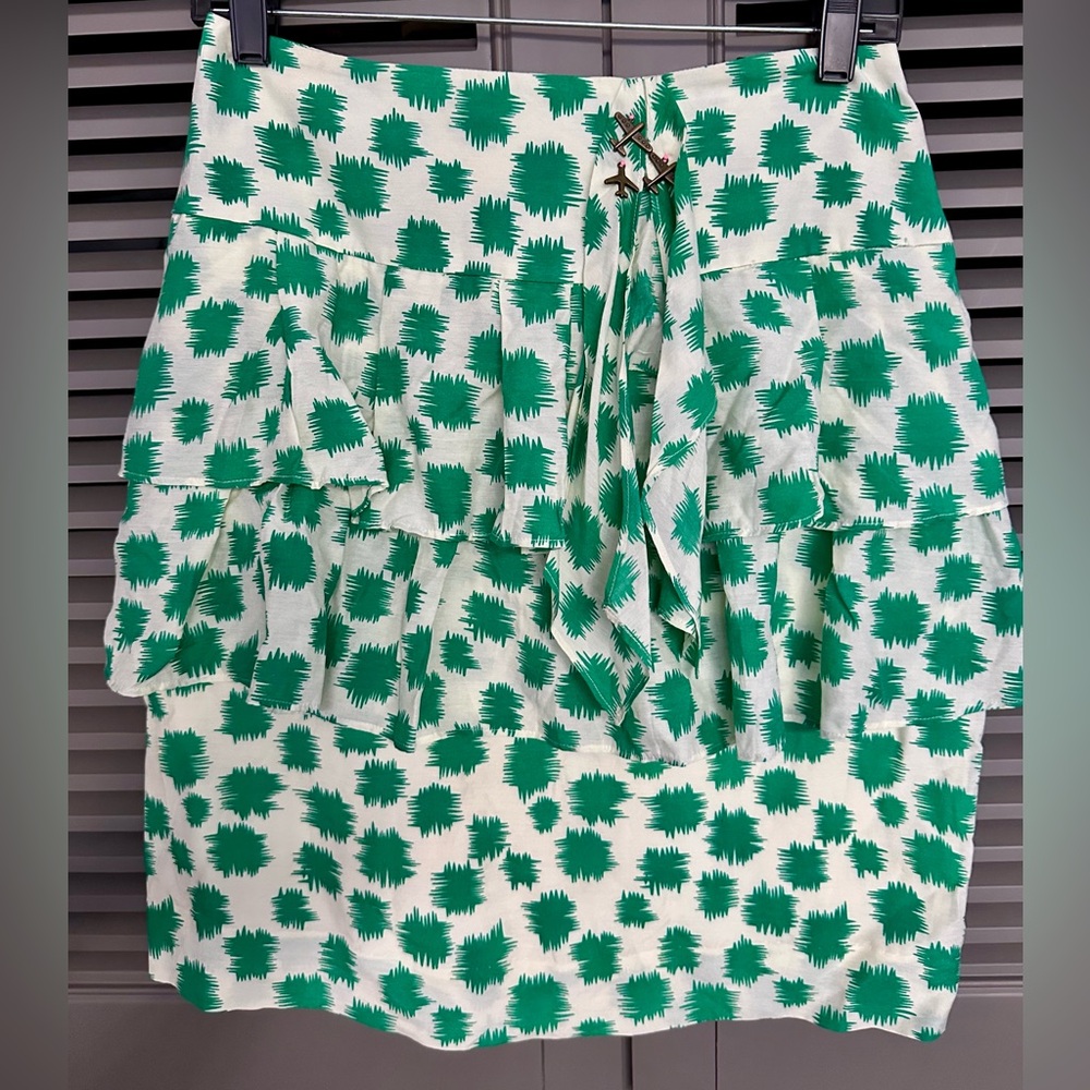 Edme and Esyllte Green Ruffle Pencil Skirt Airplane Charms, size 4